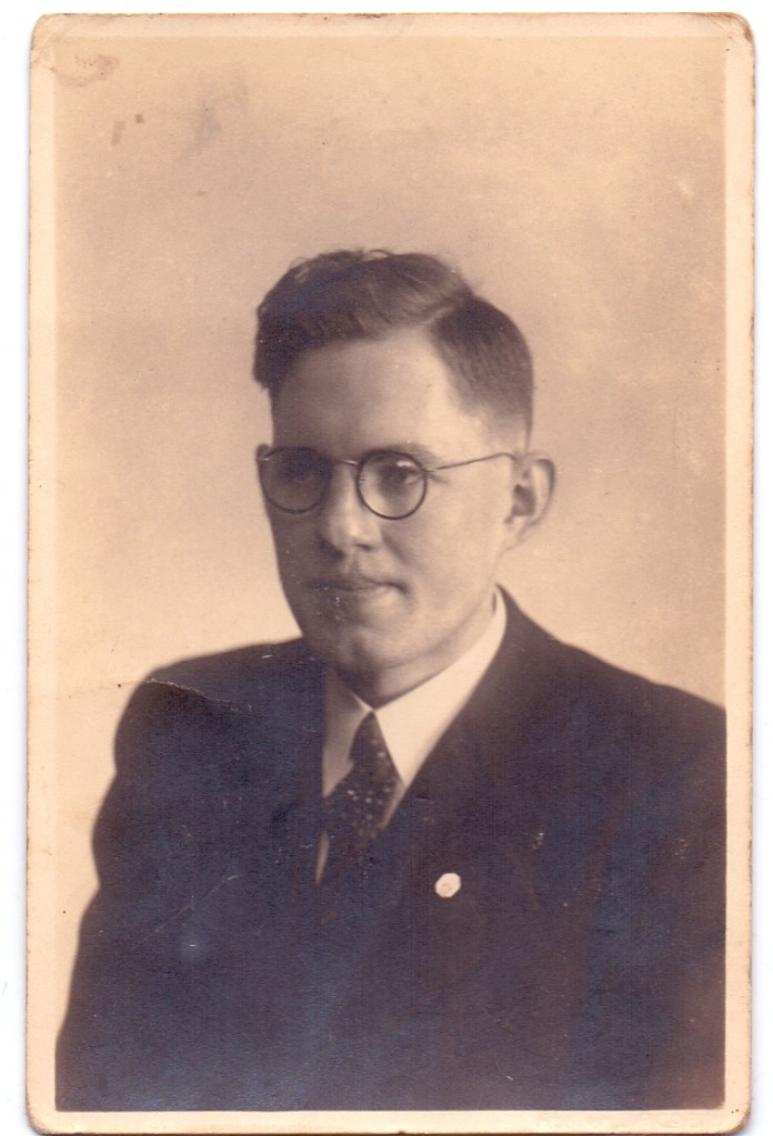 Koen Ongersma, kappersknecht van de familie de Wit te Urk. 